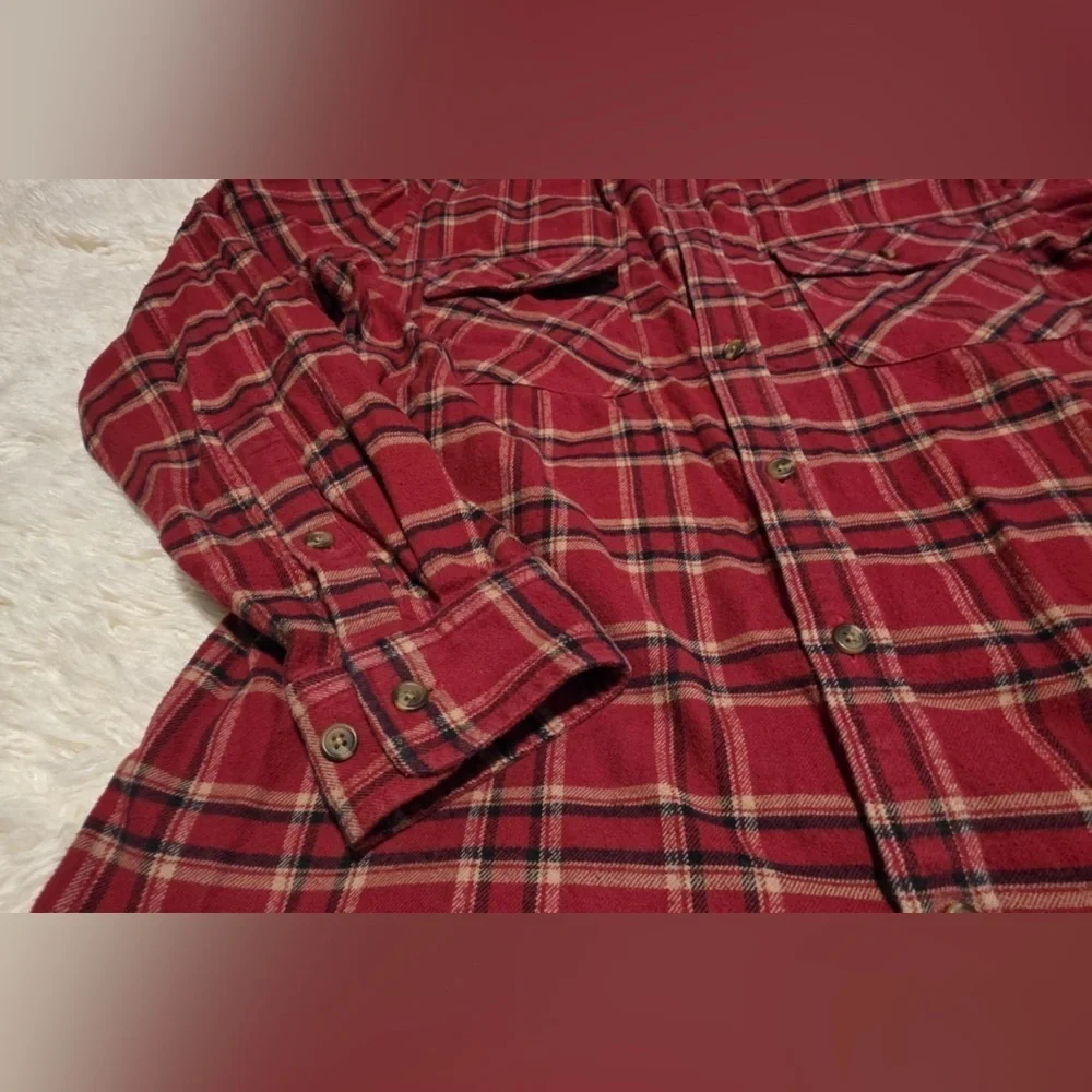Banana Republic Men’s Size Large Red Flannel Casual Shirt EUC